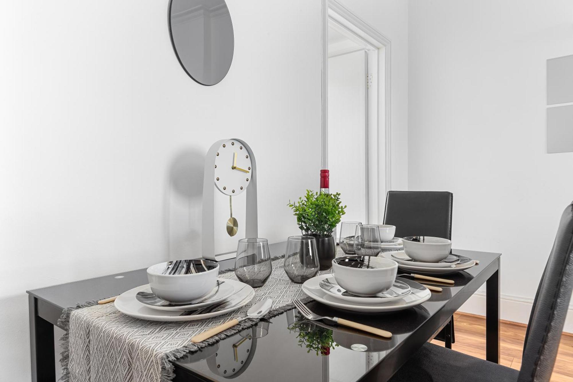 Central London Serviced Apartment - Paddington Luxury Stay - Hyde Park & Westminster Exterior photo